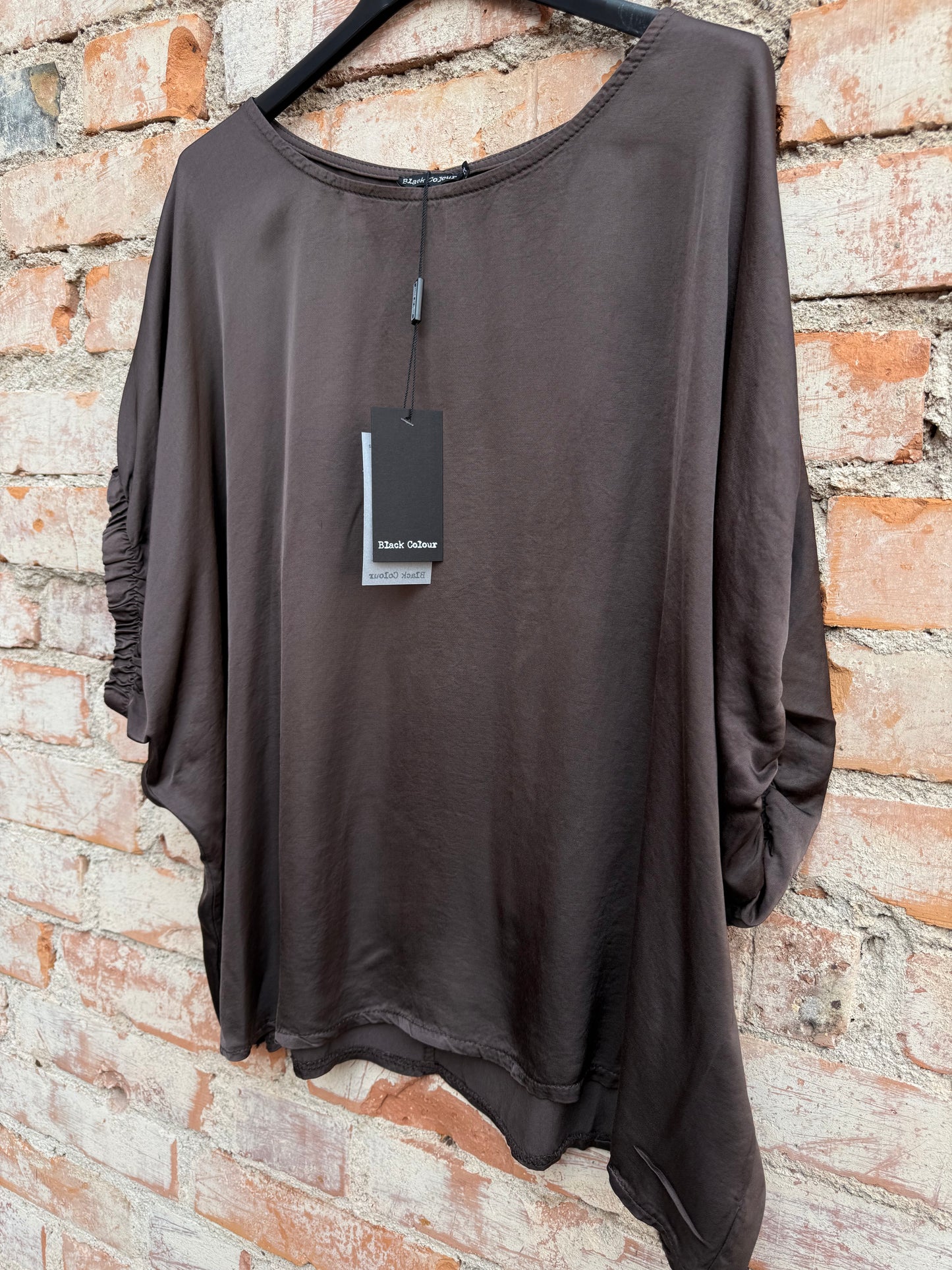 Blus - brun